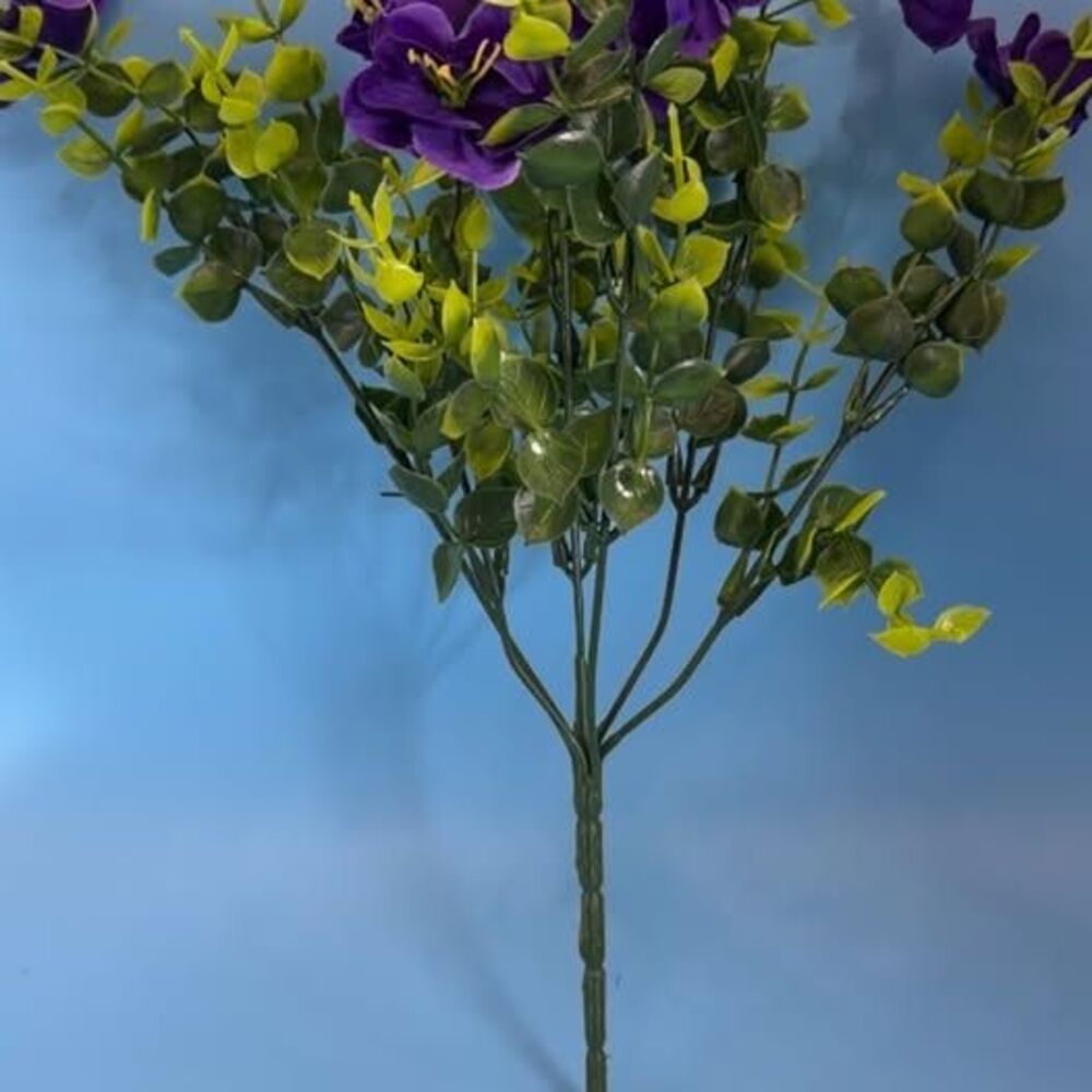 Artificial Purple Flowers Bouquet feed resistant for outdoor enjoyment.